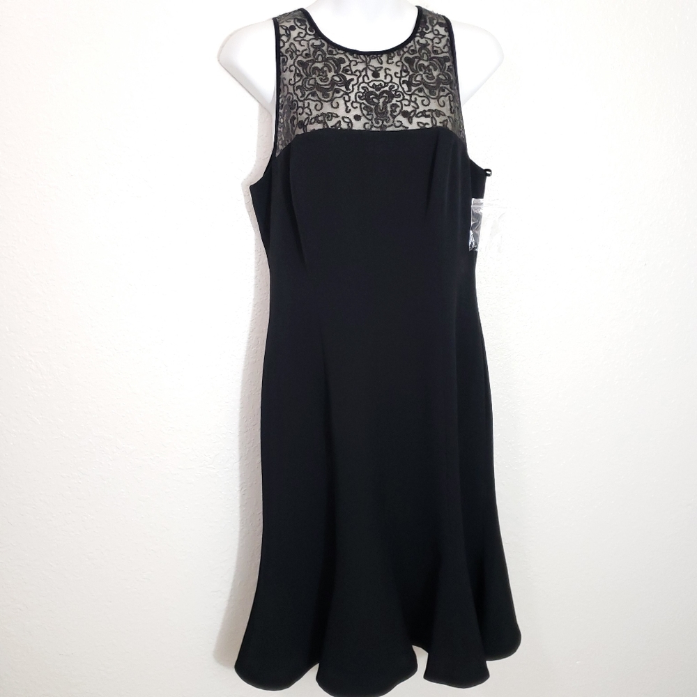 Gorgeous Black Sleeveless Sequined Yoke  Dress